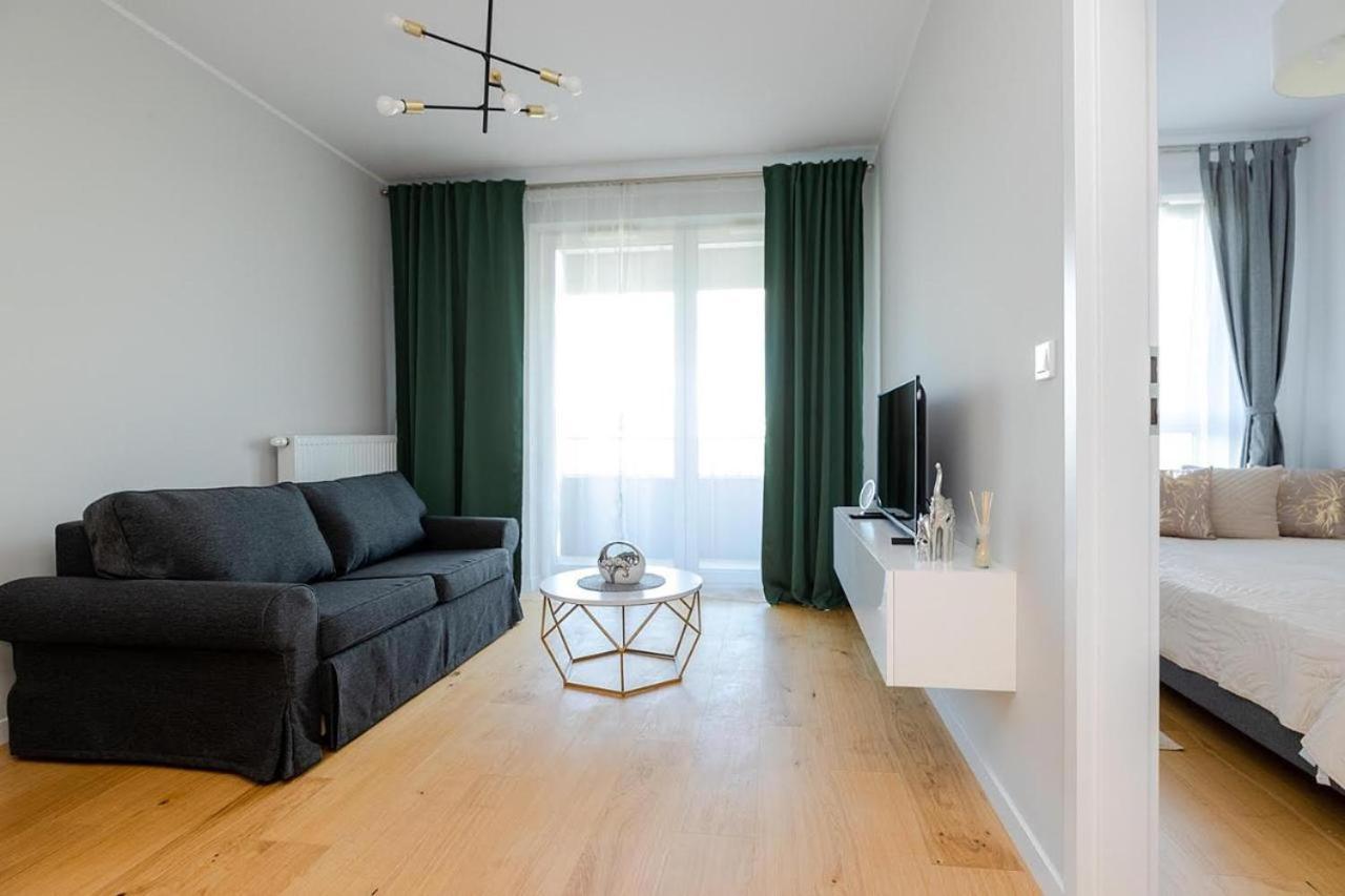 Apartament Apart D&K Free Parking Komputerowa 8 Warszawa Zewnętrze zdjęcie