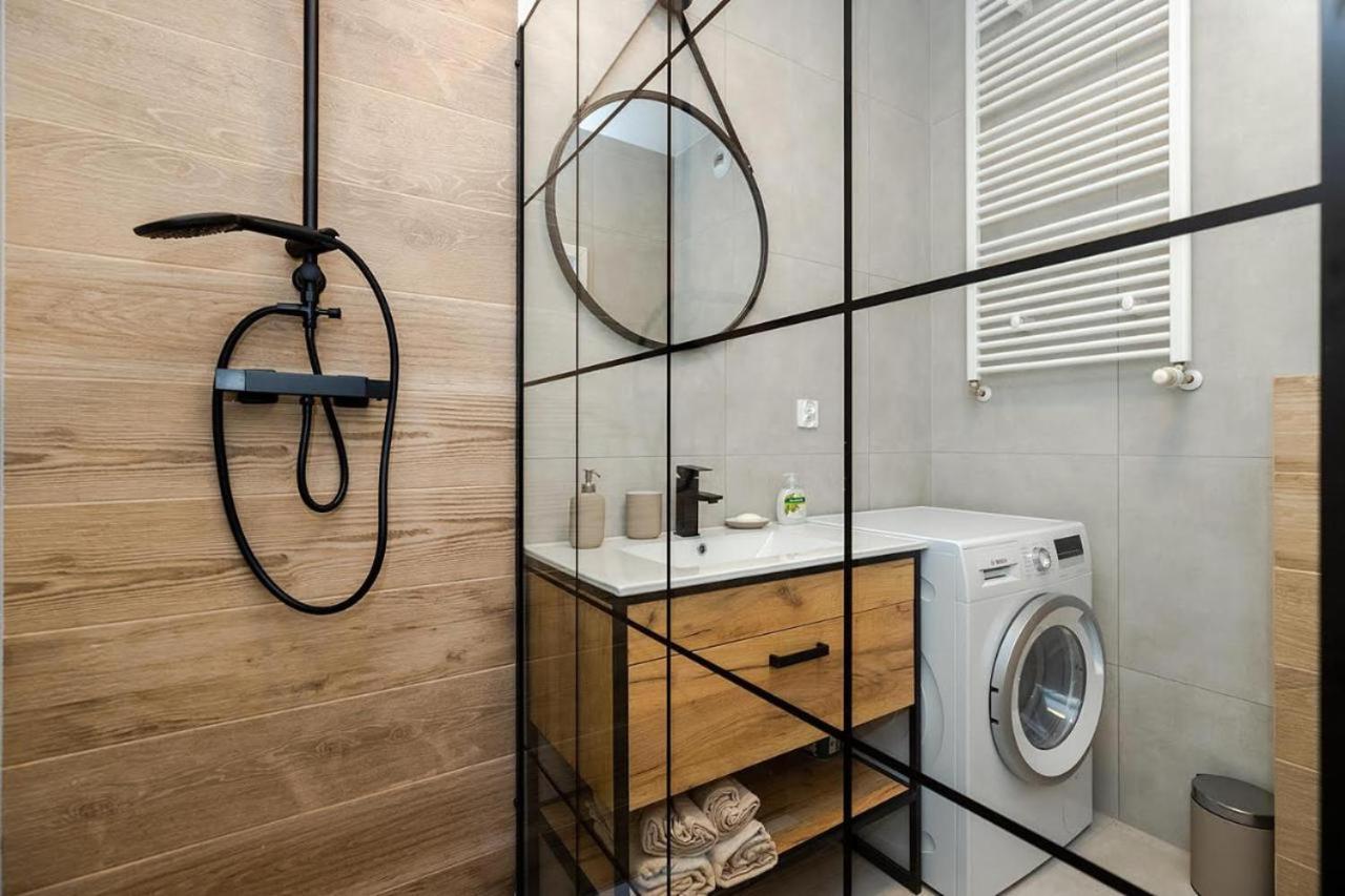 Apartament Apart D&K Free Parking Komputerowa 8 Warszawa Zewnętrze zdjęcie